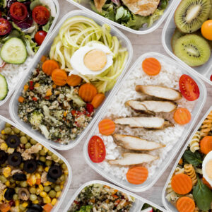 50 RECEITAS DE MARMITA FIT PARA UMA VIDA MAIS SAUDÁVEL